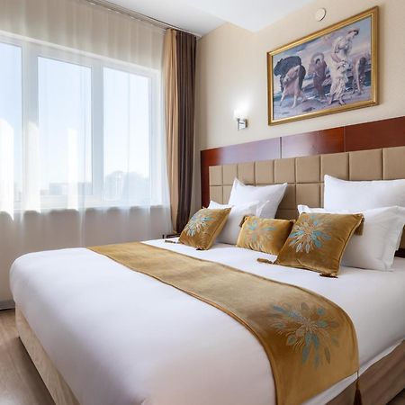 אלמטי Regardal Hotel מראה חיצוני תמונה