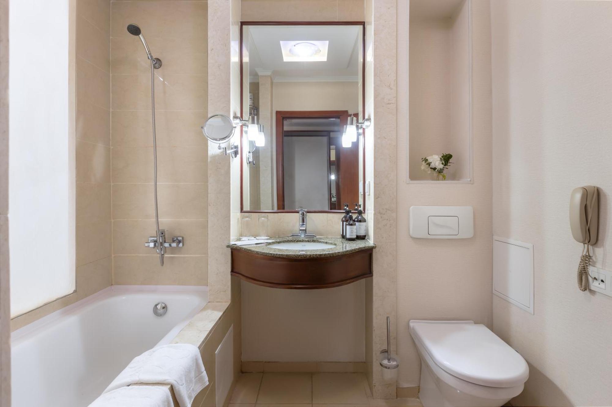 אלמטי Regardal Hotel מראה חיצוני תמונה