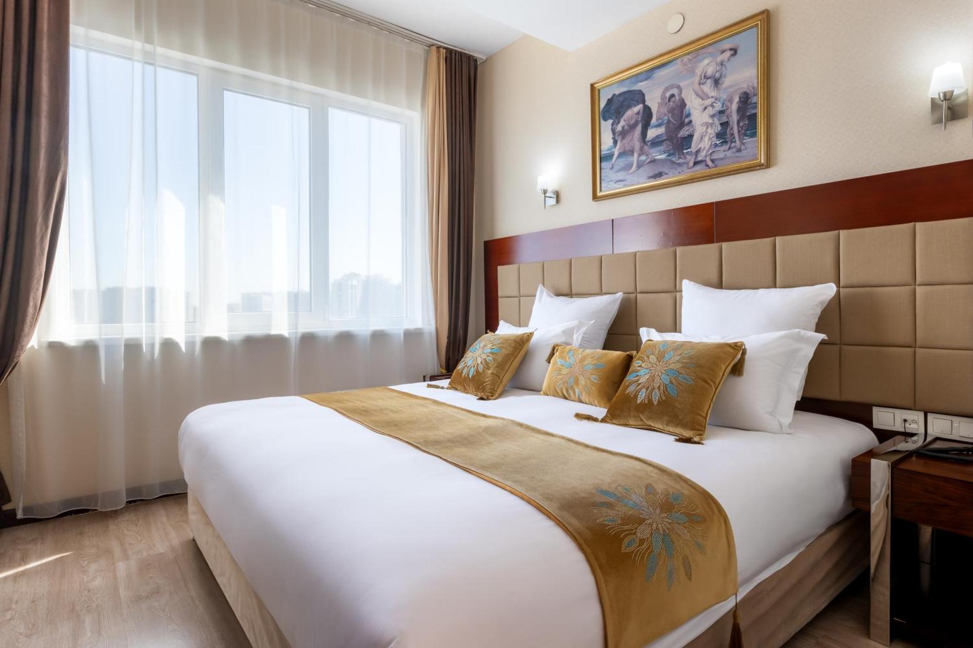 אלמטי Regardal Hotel מראה חיצוני תמונה