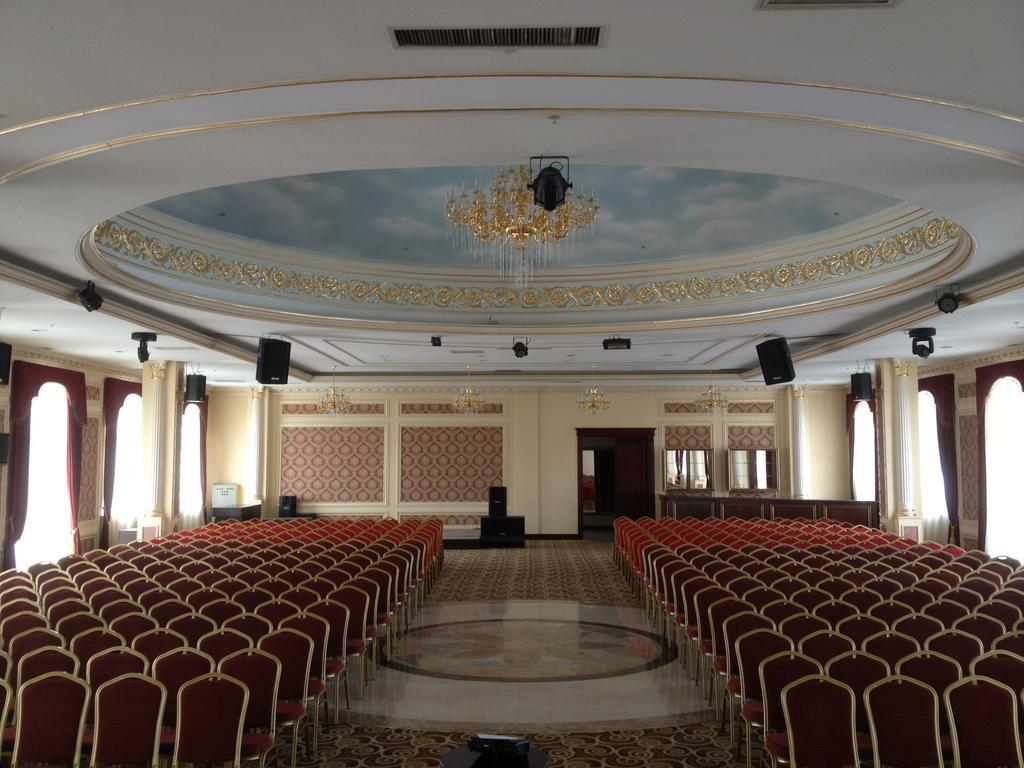 אלמטי Regardal Hotel מראה חיצוני תמונה