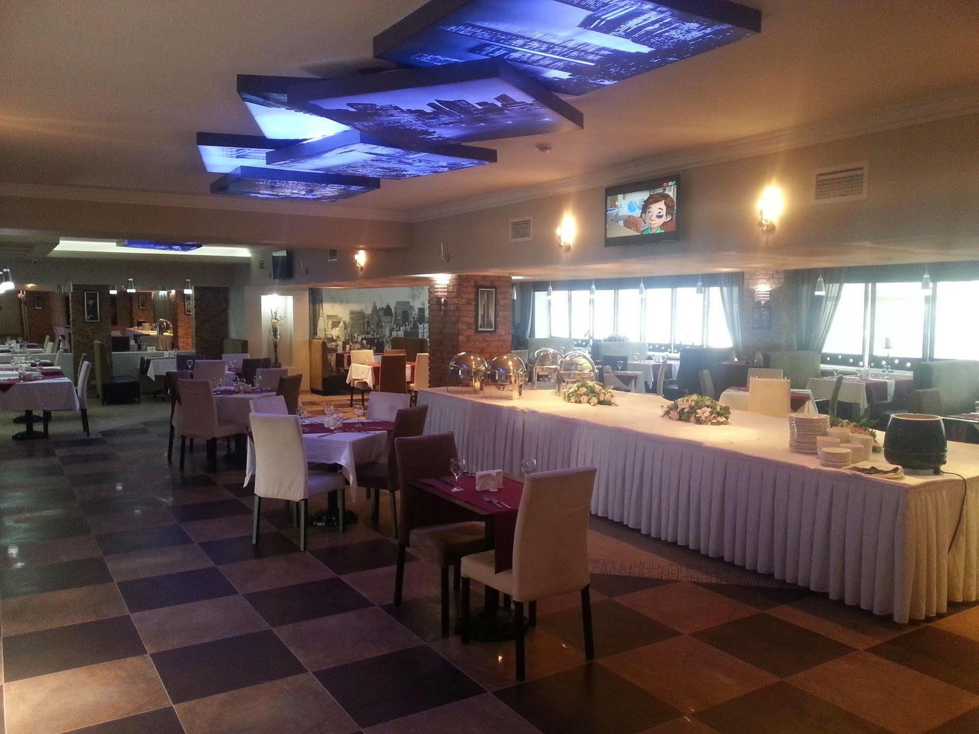 אלמטי Regardal Hotel מראה חיצוני תמונה