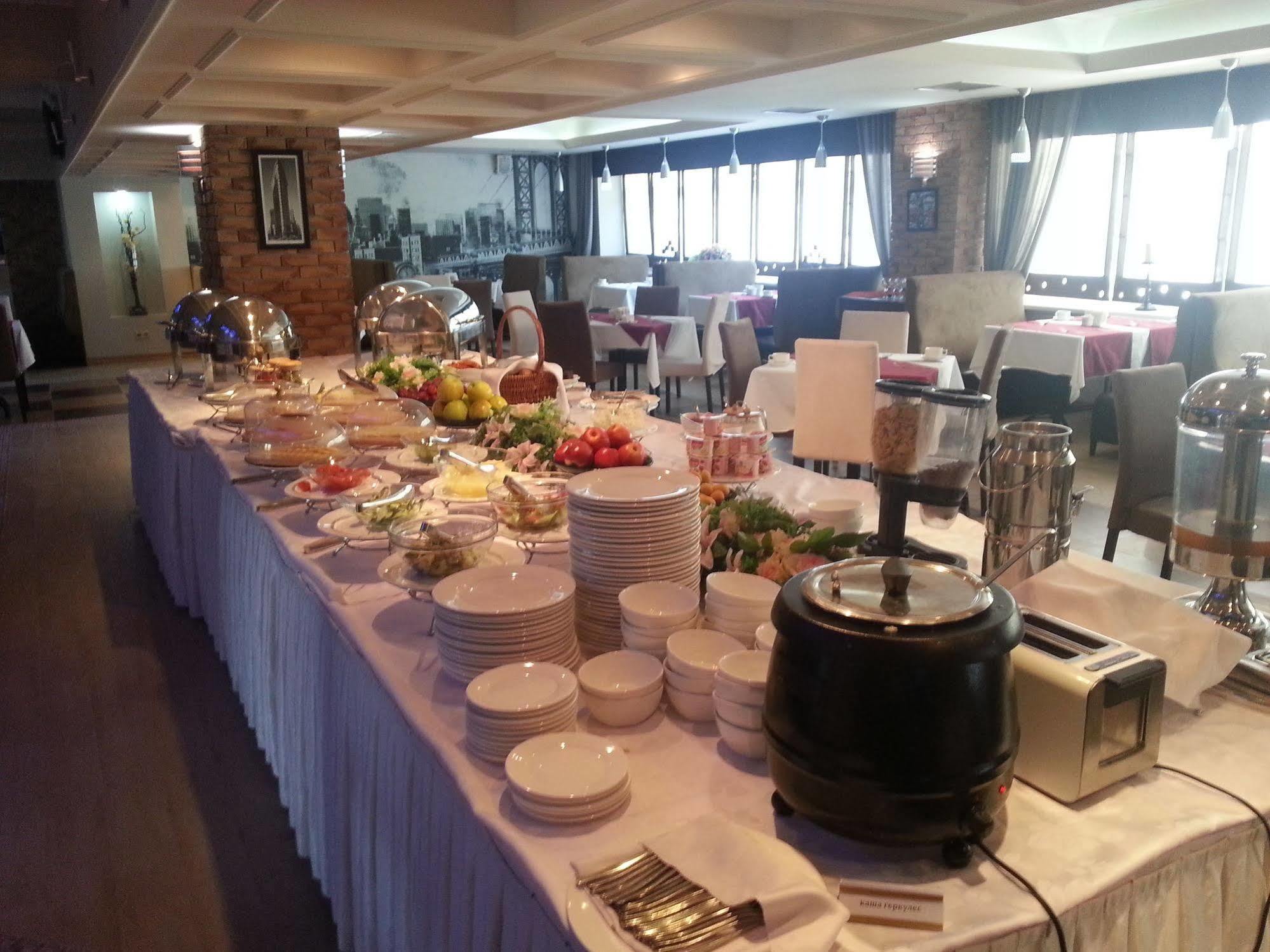 אלמטי Regardal Hotel מראה חיצוני תמונה