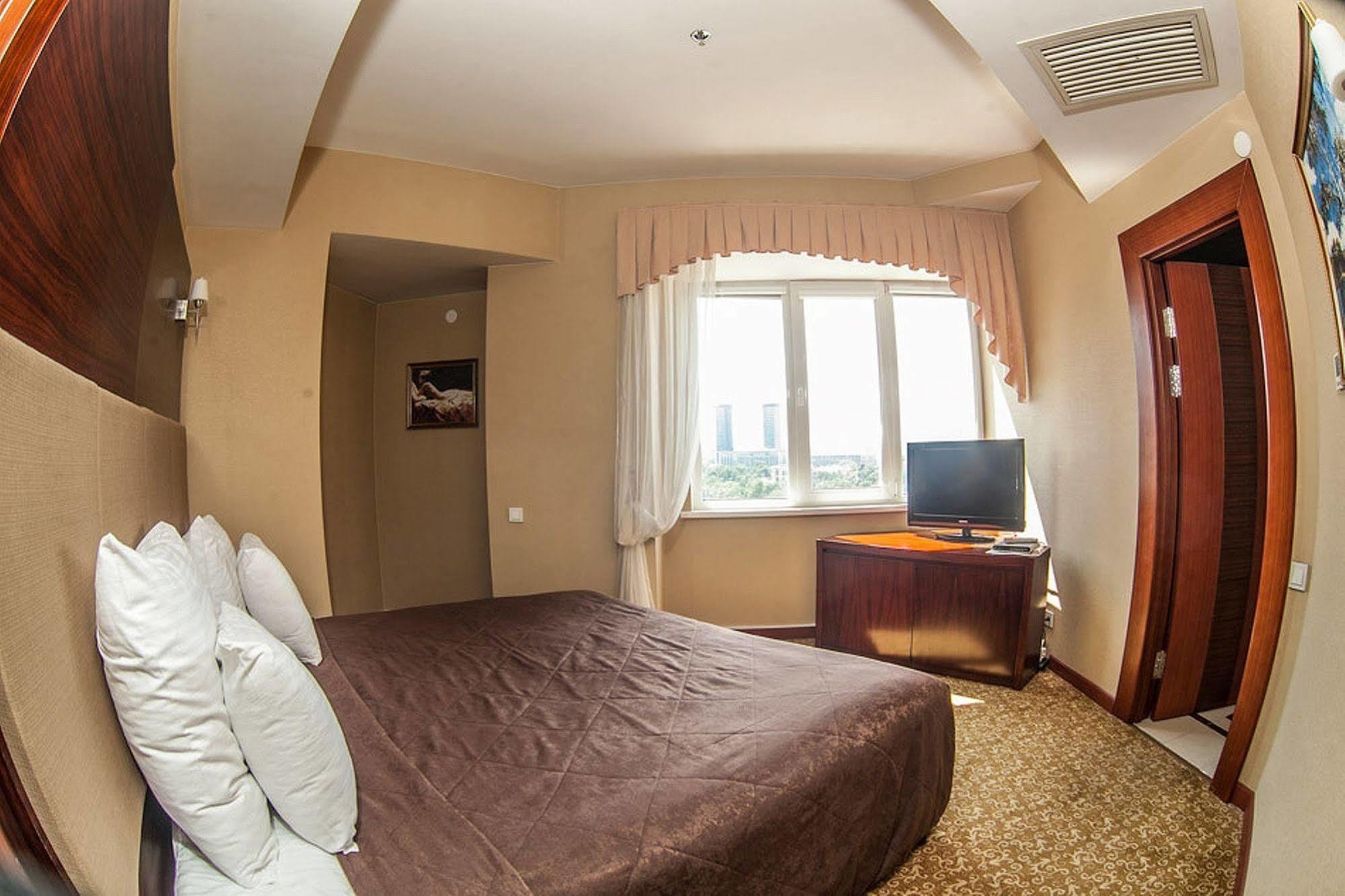 אלמטי Regardal Hotel מראה חיצוני תמונה